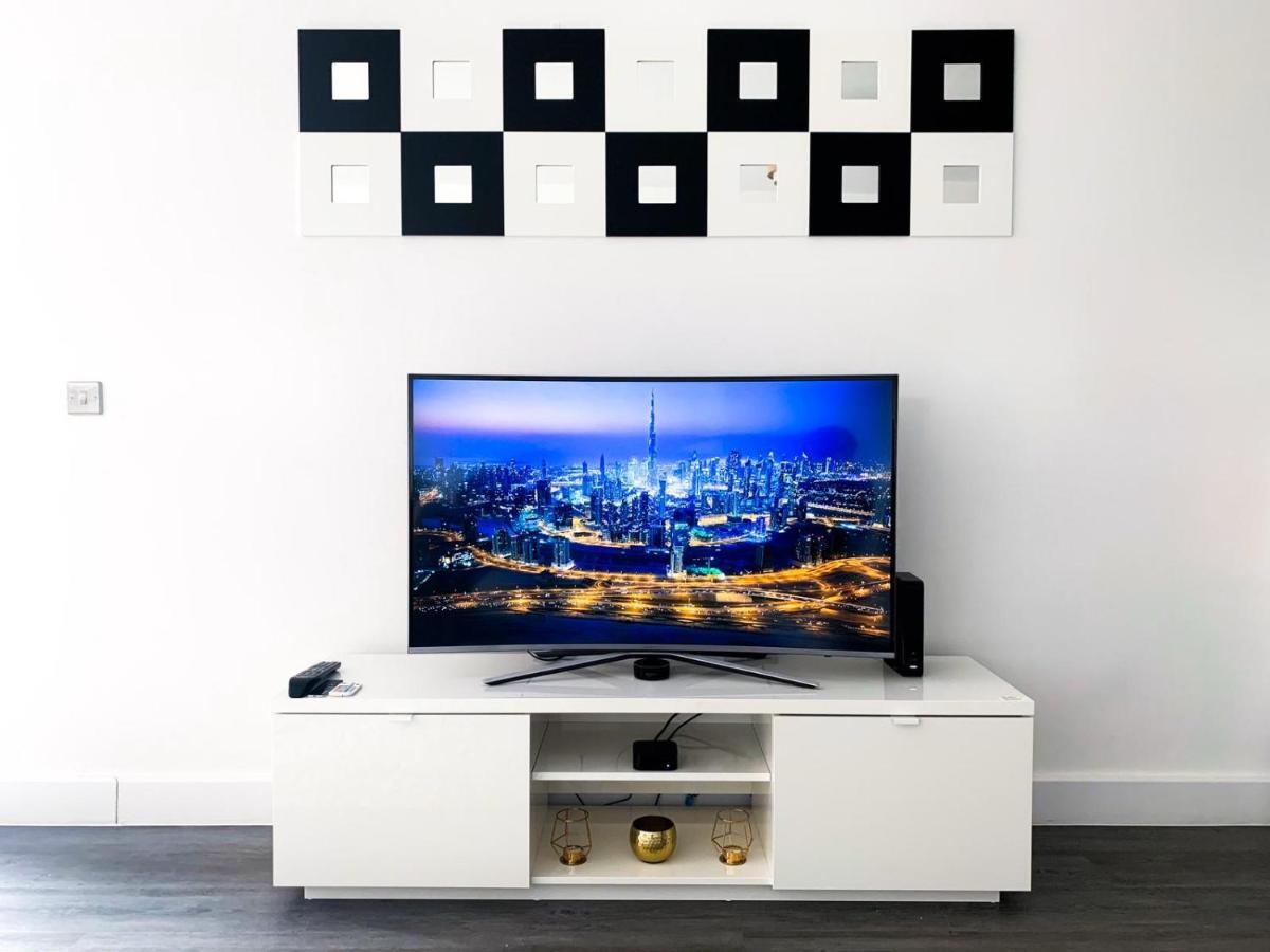 Modern 2 Bed Apartment With Central Location Birmingham Esterno foto